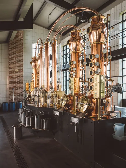 Copper stills in the Monkey 47 distillery hall