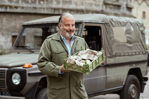 Monkey 47 Founder Alexander Stein with Oyster Mushroom